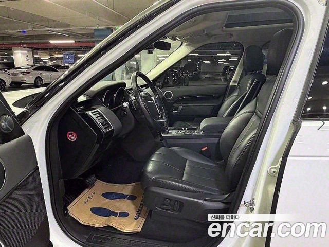 Land Rover Discovery 5 2.0 SD4 SE 2018 — фото 7