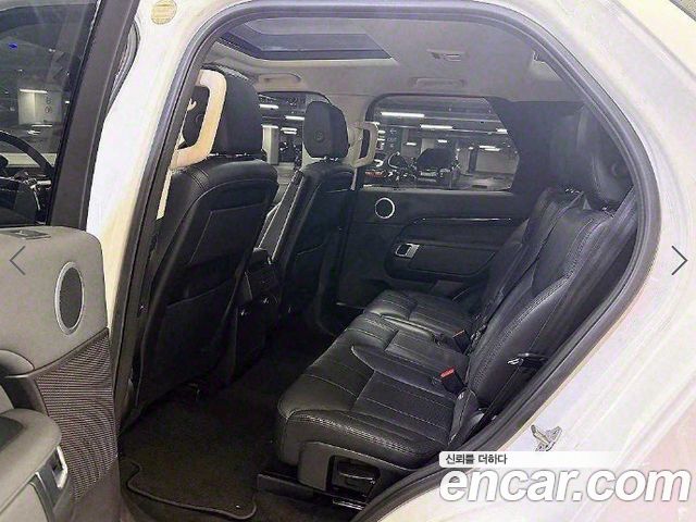 Land Rover Discovery 5 2.0 SD4 SE 2018 — фото 8
