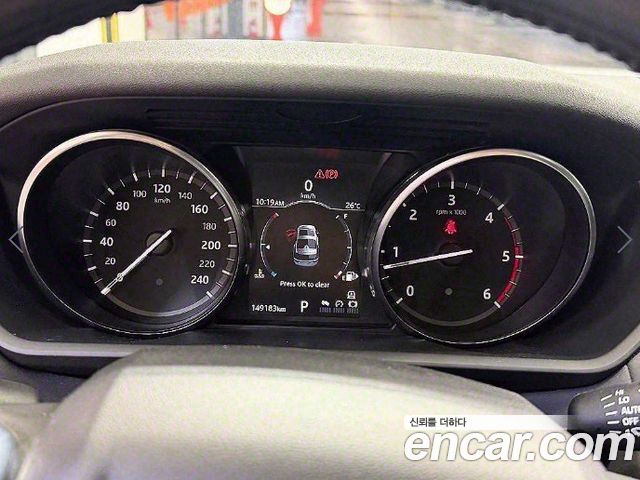 Land Rover Discovery 5 2.0 SD4 SE 2018 — фото 10