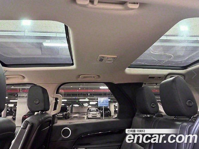 Land Rover Discovery 5 2.0 SD4 SE 2018 — фото 18