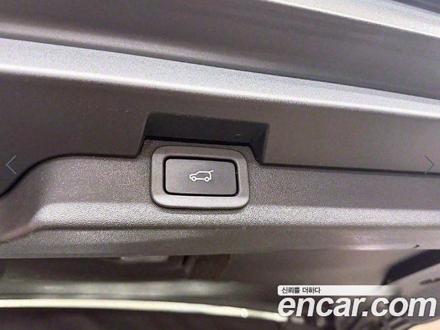 Land Rover Discovery 5 2.0 SD4 SE 2018 — фото 21