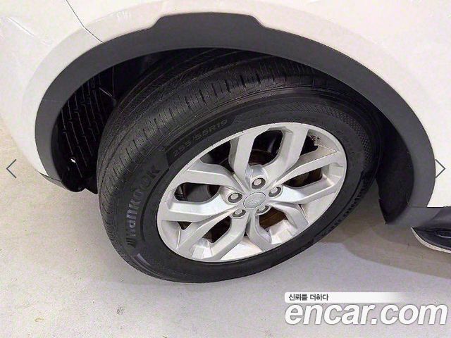 Land Rover Discovery 5 2.0 SD4 SE 2018 — фото 24