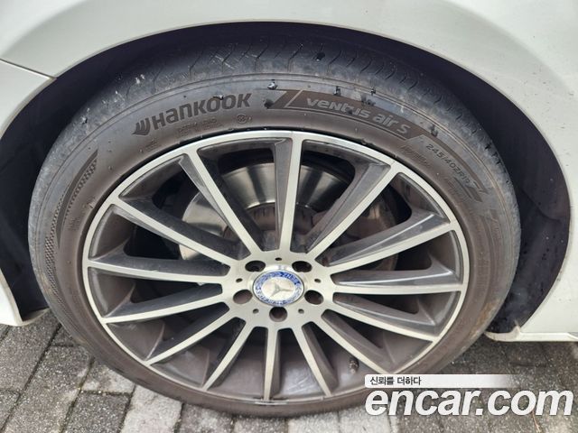 Mercedes-Benz E-Class (W213) E220d Avantgarde 2017 — фото 6