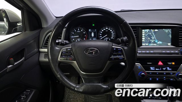 Hyundai Avante (AD) 1.6 GDI Modern 2017 — фото 13