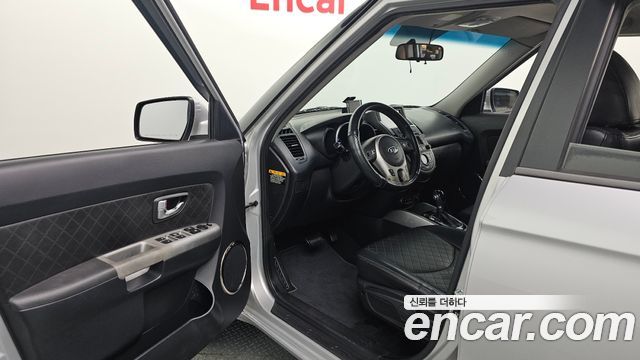 Kia Soul 1.6 GDI Luxury Standard 2012 — фото 10