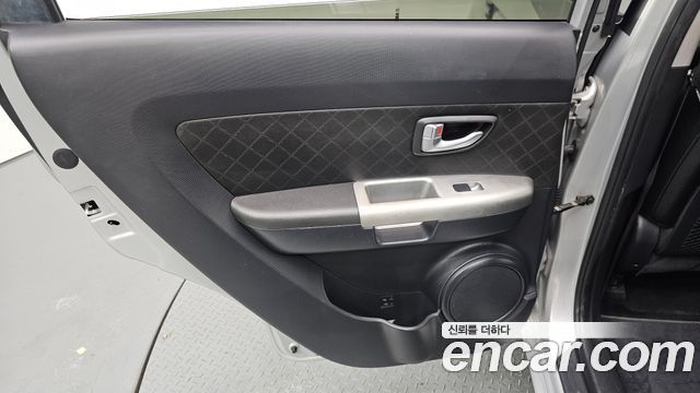 Kia Soul 1.6 GDI Luxury Standard 2012 — фото 25