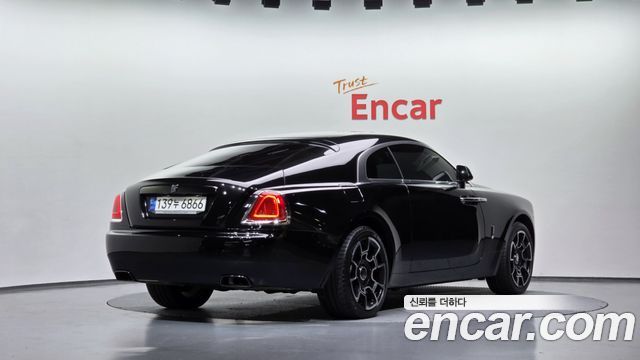 Rolls-Royce Wraith 6.6 Black Badge 2021 — фото 2