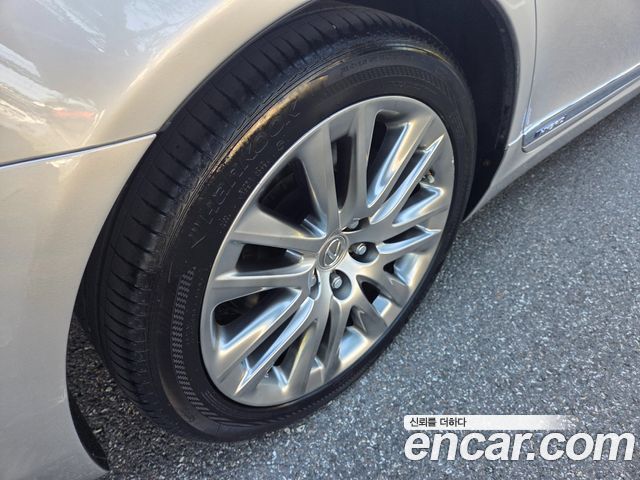 Lexus LS600hL 5-Seats Ottoman XF40 2014 — фото 5