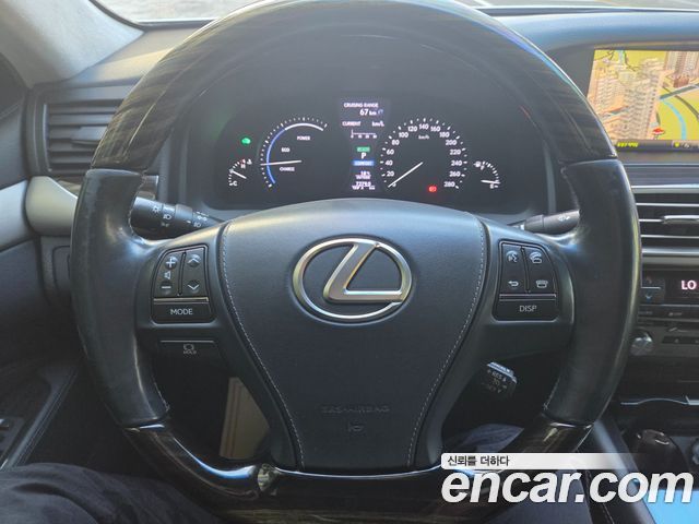 Lexus LS600hL 5-Seats Ottoman XF40 2014 — фото 15