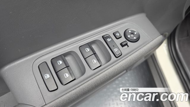 Hyundai Casper The Essential 2023 — фото 27