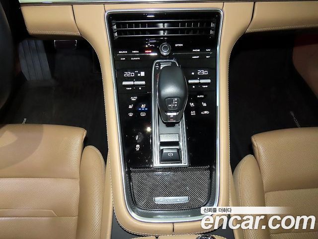 Porsche Panamera (971) 2.9 4S 2018 — фото 16