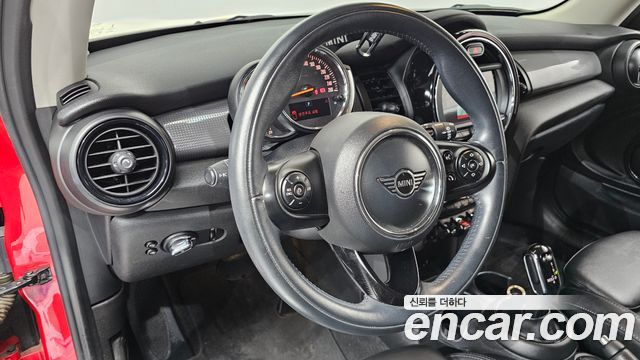 MINI Cooper Standard Third Generation 2020 — фото 12