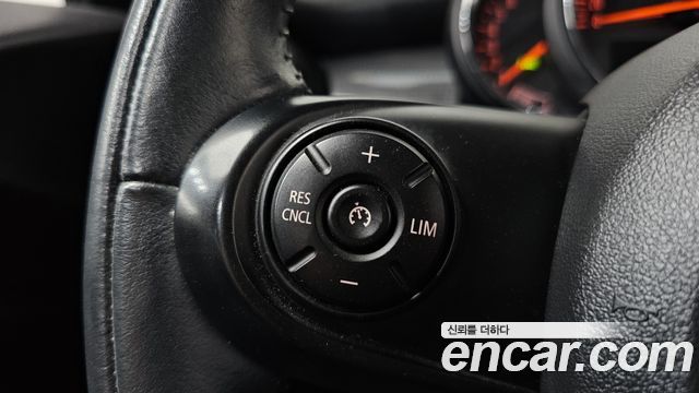 MINI Cooper Standard Third Generation 2020 — фото 15