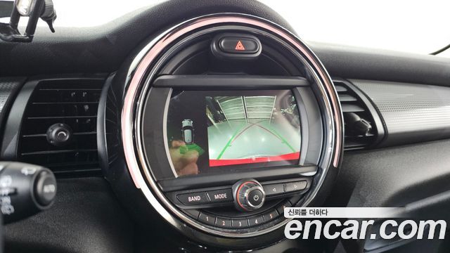 MINI Cooper Standard Third Generation 2020 — фото 16