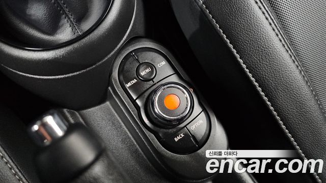MINI Cooper Standard Third Generation 2020 — фото 19
