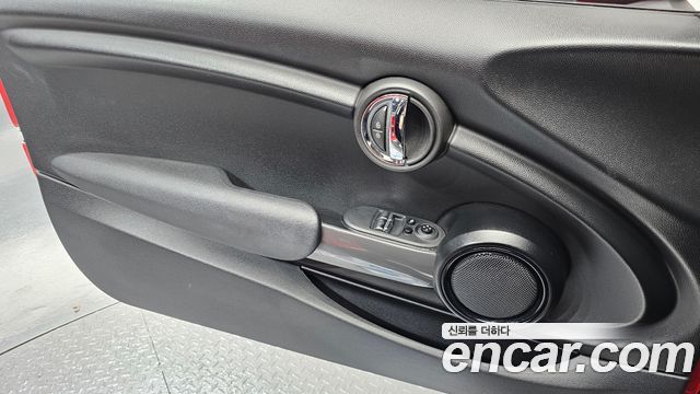MINI Cooper Standard Third Generation 2020 — фото 24