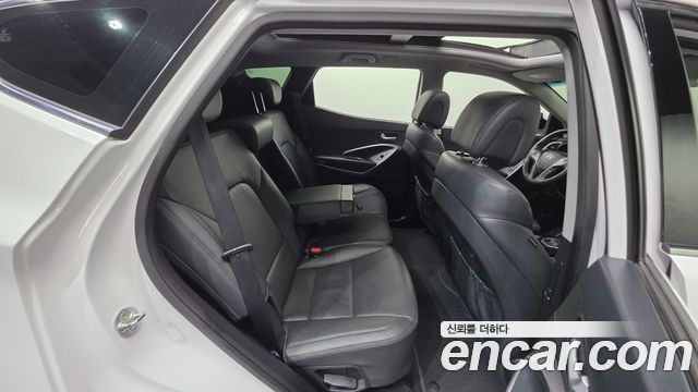 Hyundai Santa Fe The Prime Diesel 2.0 2WD Premium 2017 — фото 18
