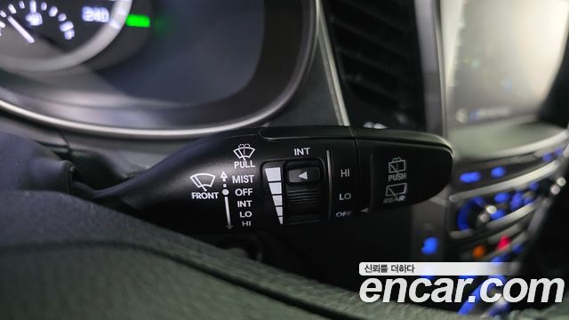 Hyundai Santa Fe The Prime Diesel 2.0 2WD Premium 2017 — фото 28