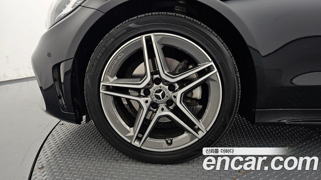 Mercedes-Benz C-Class (W205) C200 AMG Line 2021 — фото 5