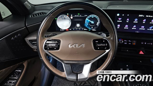 Kia K8 Hybrid Signature 2022 — фото 13