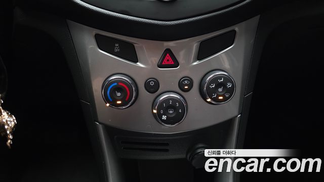 Chevrolet Trax 1.4 LT Leather Package 2016 — фото 18