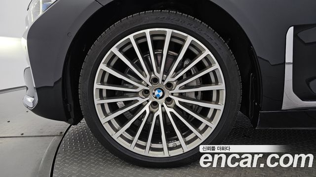 BMW 7 Series (G11) 730Ld xDrive Design Pure Excellence 2021 — фото 5