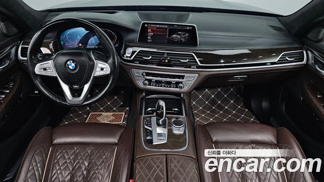 BMW 7 Series (G11) 730Ld xDrive Design Pure Excellence 2021 — фото 7