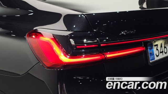 BMW 7 Series (G11) 730Ld xDrive Design Pure Excellence 2021 — фото 23