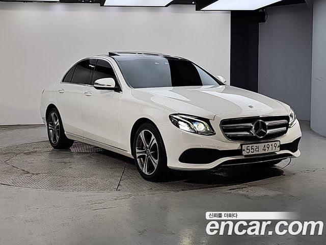 Mercedes-Benz E-Class (W213) E220d Avantgarde 2019 — фото 2