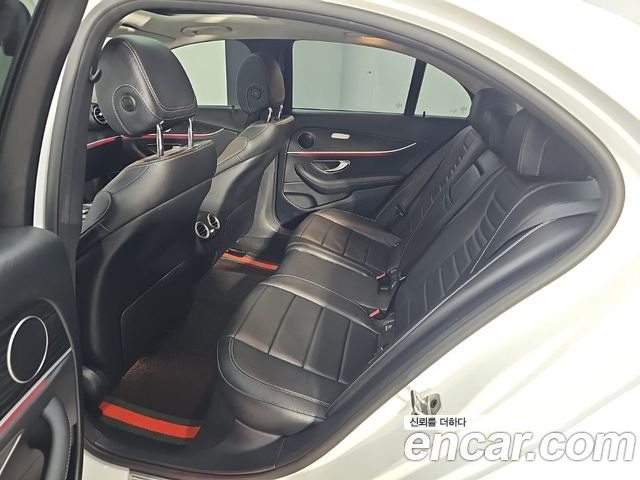 Mercedes-Benz E-Class (W213) E220d Avantgarde 2019 — фото 16
