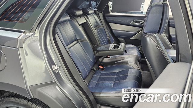 Land Rover Range Rover Velar 3.0 D300 R-Dynamic HSE 2018 — фото 11