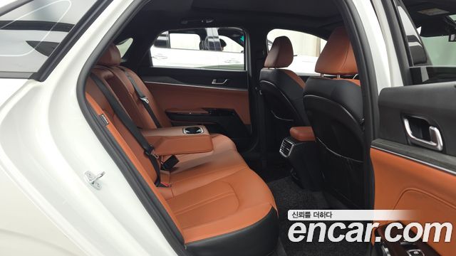 Kia K5 (III) 1.6 Turbo Noblesse 2025 — фото 12