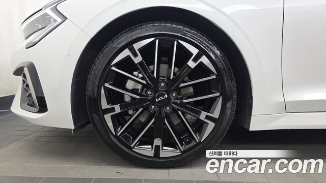 Kia K5 (III) 1.6 Turbo Noblesse 2025 — фото 21