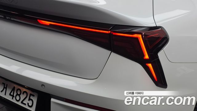 Kia K5 (III) 1.6 Turbo Noblesse 2025 — фото 23
