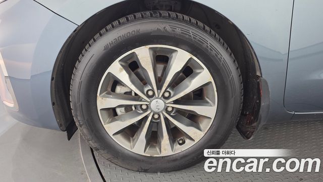 Kia Carnival 11-seater Noblesse 2016 — фото 5