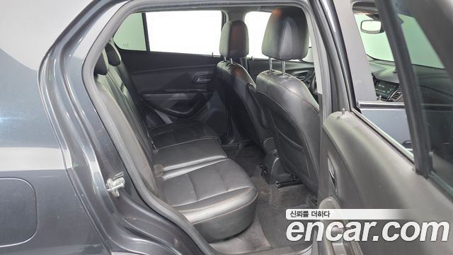 Chevrolet Trax 1.6 Diesel Premier 2018 — фото 12