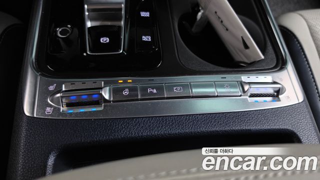 Kia Carnival (IV) HEV 9seater Gravity 2025 — фото 32