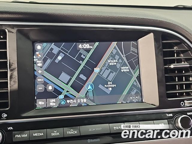Hyundai Avante (AD) 1.6 e-VGT SMART Special 2016 — фото 18