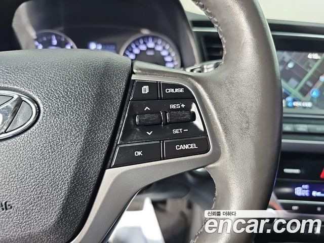 Hyundai Avante (AD) 1.6 e-VGT SMART Special 2016 — фото 20