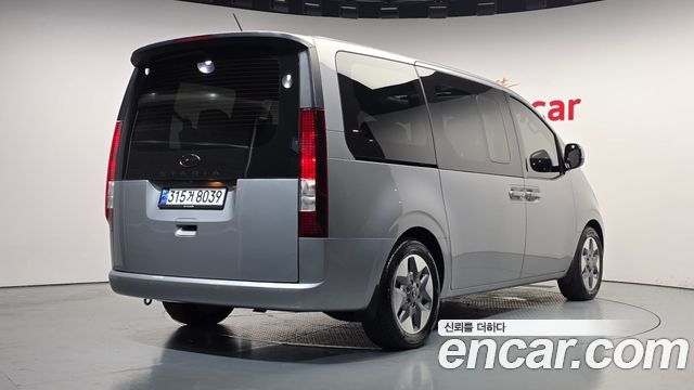 Hyundai Staria Tourer 9-Seater Modern 2023 — фото 2