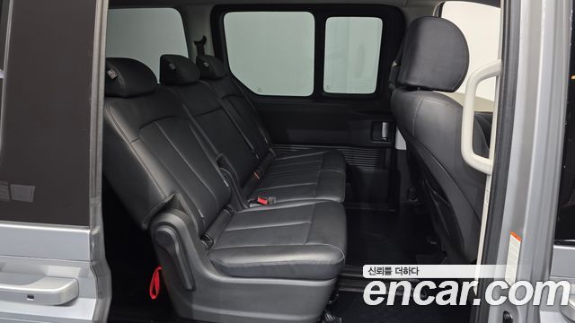 Hyundai Staria Tourer 9-Seater Modern 2023 — фото 12