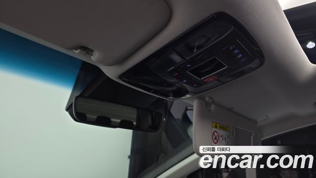 Hyundai Staria Tourer 9-Seater Modern 2023 — фото 18
