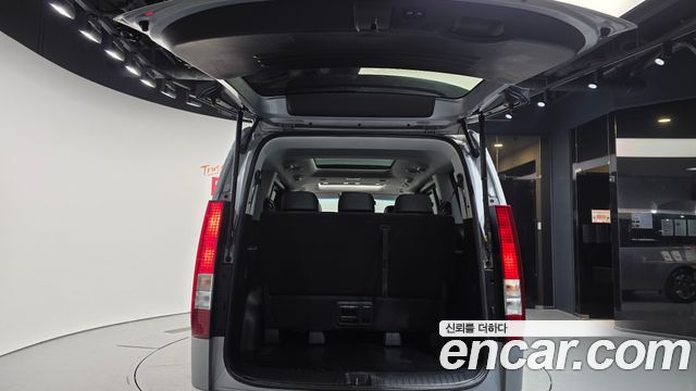 Hyundai Staria Tourer 9-Seater Modern 2023 — фото 20