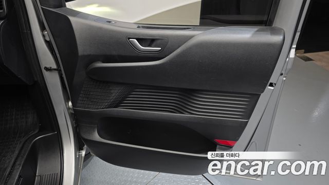 Hyundai Staria Tourer 9-Seater Modern 2023 — фото 25
