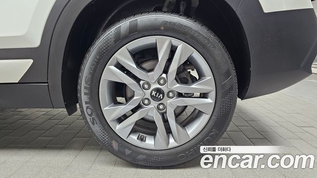 Kia Seltos Gasoline 1.6 Turbo 2WD Prestige 2021 — фото 21