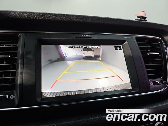 Kia Carnival 9-Seater Prstige 2019 — фото 18