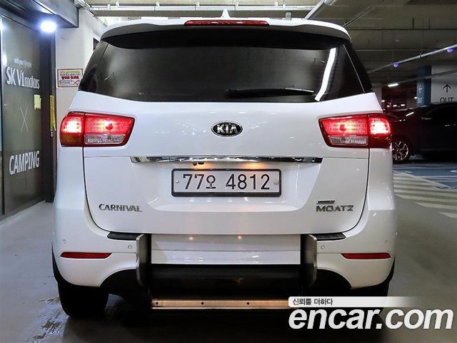 Kia Carnival 6-seater Wheelchair lift 2017 — фото 4