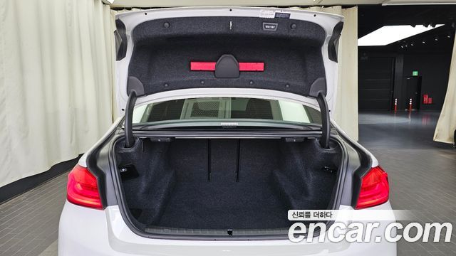 BMW 5 Series (G30) 520d M Sport Package Plus 2017 — фото 20