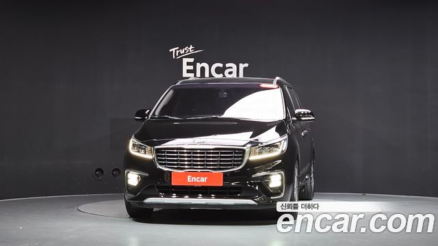 Kia Carnival 9-Seater Noblesse 2019 — фото 3
