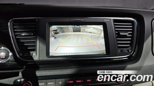Kia Carnival 9-Seater Noblesse 2019 — фото 14